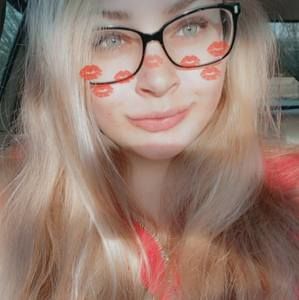 Meet your Posher, Kayanna